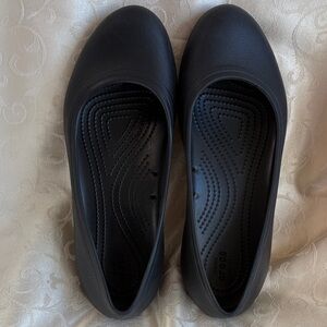 CROCS Black Women's Flats slip resistant Sz 10